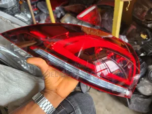 Gle63 2022 Drive Side Backlight