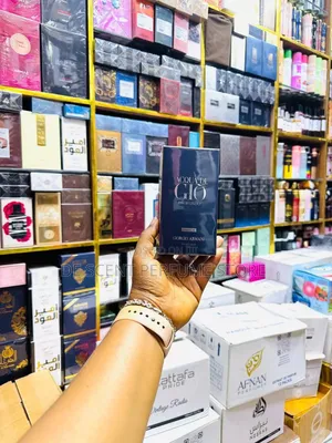 Aqua De Glo Perfume