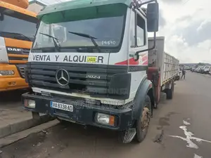 Newly Arrived Mercedes Benz 9tonnage Self Louder Truck