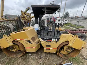 Cat Double Drum Asphalt Roller