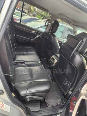Lexus GX 2012 Silver