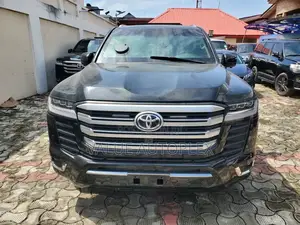 Toyota Land Cruiser 2023 Black