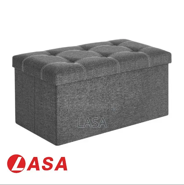 Compact Linen Storage Bench