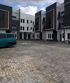 4bdrm Townhouse/Terrace in Wuye for sale