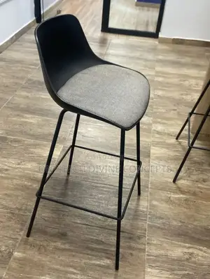 Quality Bar Stool With Fabric Seats Strong
