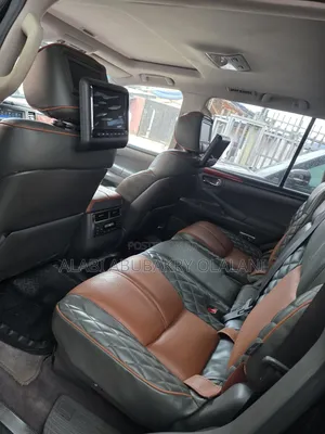 Lexus LX 570 2010 Black