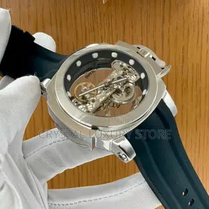 Invicta Quality Luxury Men Rubber Strap Chronograph Wristwatch