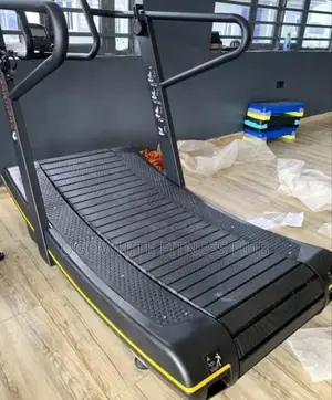 Curved Manual Treadmill