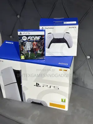 Sealed New Ps 5 Slim 1tb With Extra Pad and Fc26 Disc