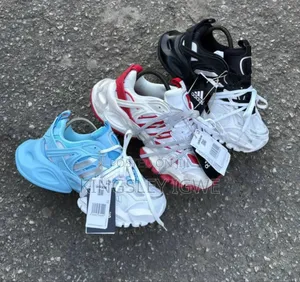 Adidas XLG Runner Deluxe.