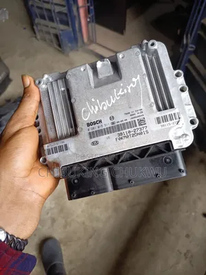 Kia Sportage 2010 Brainbox Ecu (Engine Control Unit).