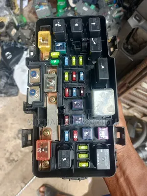 Engine Fuse Box For Honda Cr-v 2005