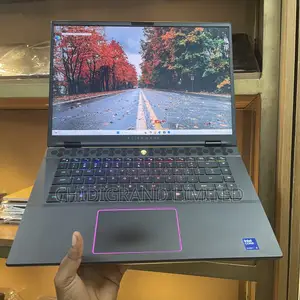Laptop Dell Alienware M16 R2 32GB Intel Core Ultra 9 SSD 1T