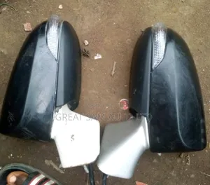 Toyota Venza Side Mirror Set 2013 Model Normal