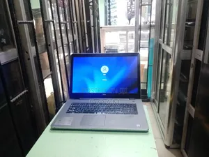Laptop Dell Inspiron 17 5758 16GB Intel Core i5 SSD 256GB