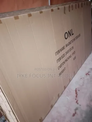 Highest Quality Onl 4*8 Magnetic White Board (Strong Frame)