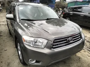 Toyota Highlander 2010 Gray