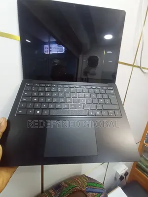 Laptop Microsoft Surface Laptop 5 16GB Intel Core i7 SSD 256GB