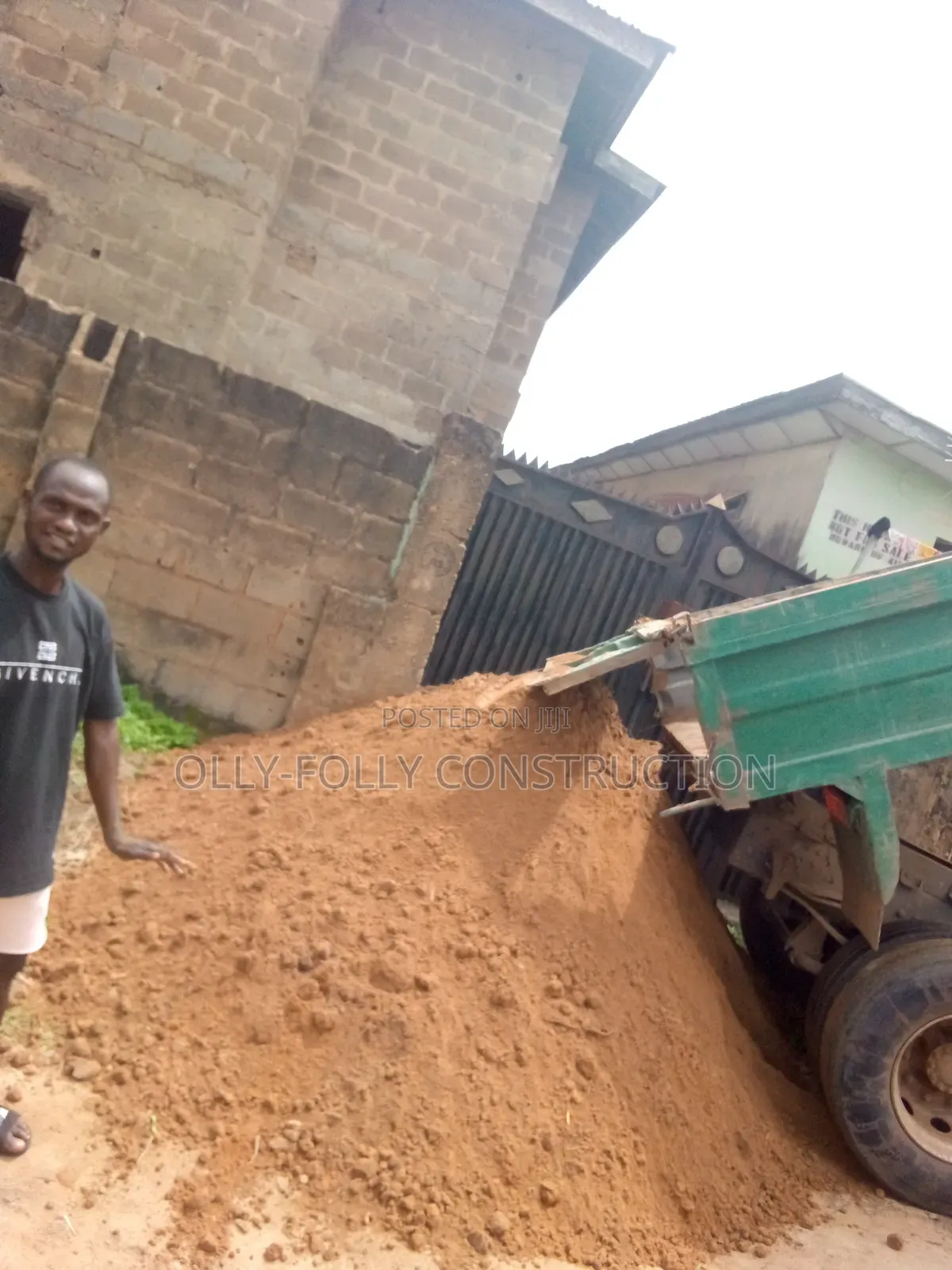 Sharp Sand , Granite,Gutter Sand at Good Rates