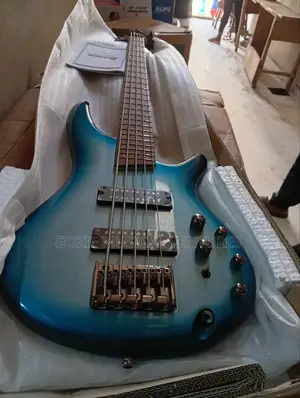 Ibanez Active Bass Guitar