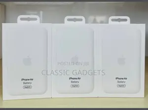 Apple iPhone Air Magsafe Battery (2025)