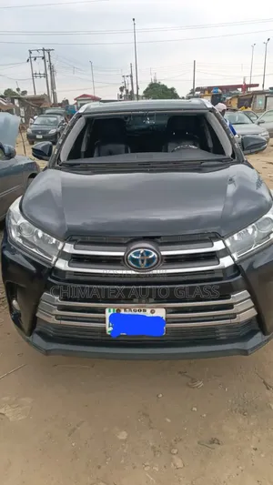 Toyota Highlander 2017 Windscreen Glass Available