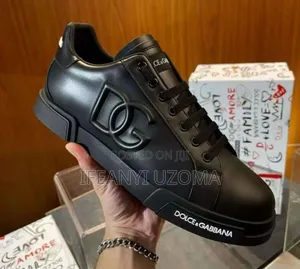 Exclusive Luxury Black Color Sneakers