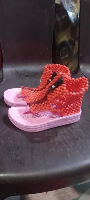 Luxurious Kids Hand Made Bead Shoe for Cultural Daytraditional Wedding