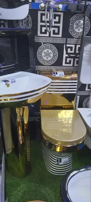 England Gold Toilet Seat With Wash Hand Basin