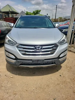 Hyundai Santa Fe GLS 4dr SUV (3.3L 6cyl 6A) 2014 Silver