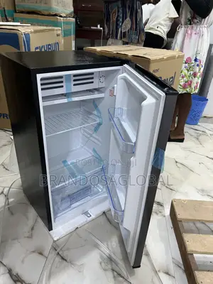 Royal 105l Compact Refrigerator – Smart Cooling for Daily Use