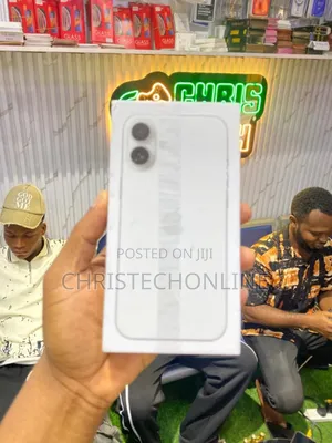 New Apple iPhone 16 Plus 128 GB White