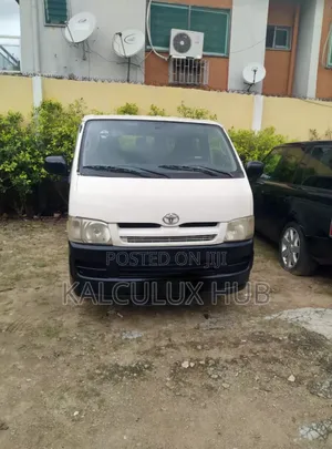 Neat Hiace Bus for Hire