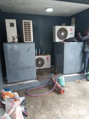 Ice Blocks Machines