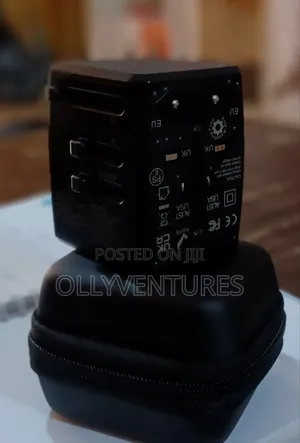 QLT-Pd30w Universal Travel Adapter 3usb/1type-C