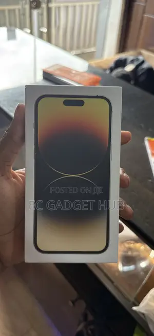 New Apple iPhone 14 Pro Max 256 GB Gold