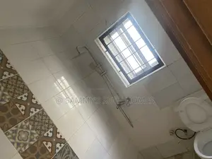 3bdrm Block of Flats in Jahi Gilmore for rent