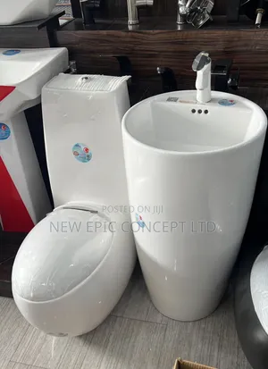 England Toilet Seat With Standing Wash Hand Basin