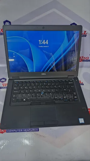 Laptop Dell Latitude 5490 16GB Intel Core Ultra 7 SSD 256GB