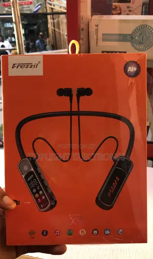 Magnetic Earphone With Display