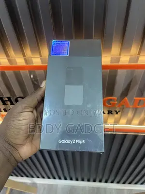 New Samsung Galaxy Z Flip 5 256 GB Green