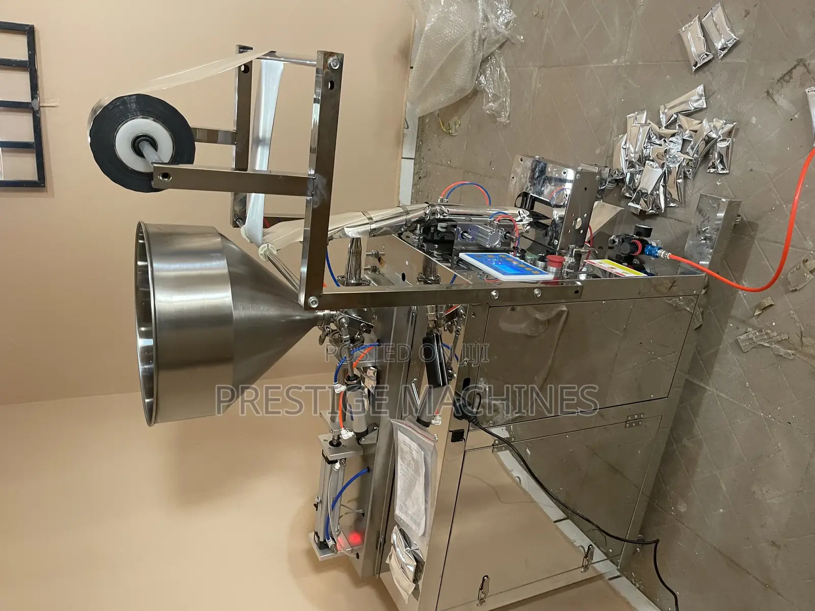 Packaging Machine G-200 Automatic Paste Liquid Packaging Machine