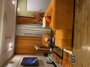 Mini Flat Palour Amd Studio Decoration