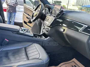 Mercedes-Benz GLE-Class 2018 White