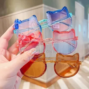 Girls' Classy Bow Sunglasses Ideal For Ages 1 To 9 Years