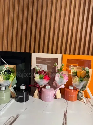 Scent Experience
3 in 1 Gift Packaging