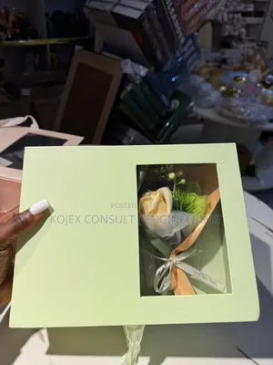 Scent Experience
3 in 1 Gift Packaging