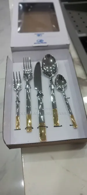 Silver and Gold 5 Piece Set of Quality Cutlery