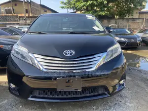 Toyota Sienna Limited Premium 7-Passenger 4dr Minivan (3.5L 6cyl 6A)