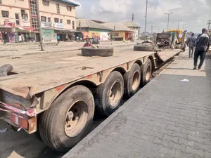 Lowbed 100 Tons